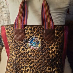 Consuela tote